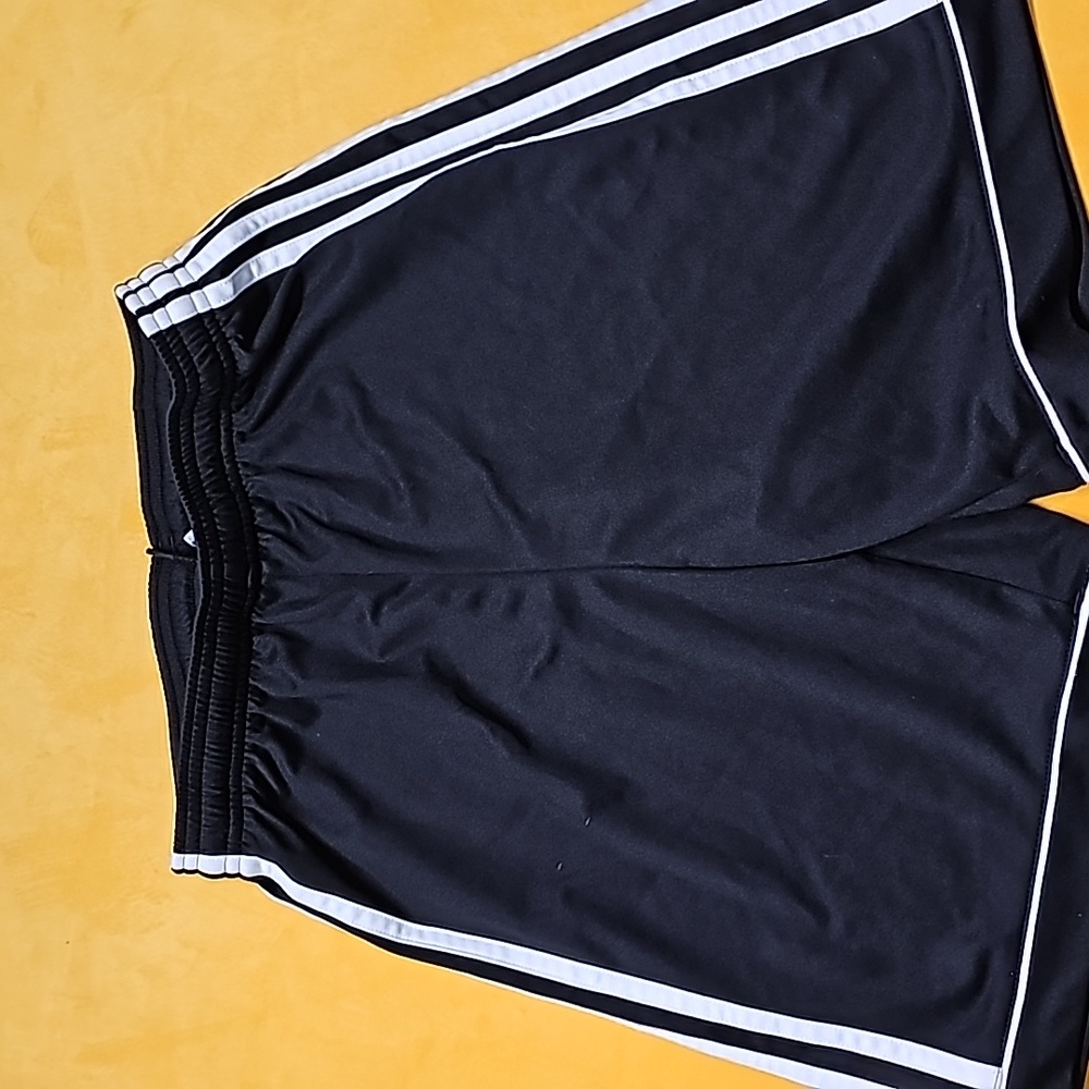 Adidas Climalite Boys L basketball shorts